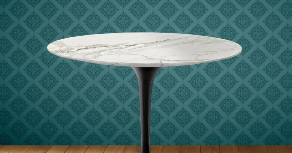 Tavolino Tulip Eero Saarinen H 41 in Ceramica Lucid Made in Italy - Scarlet