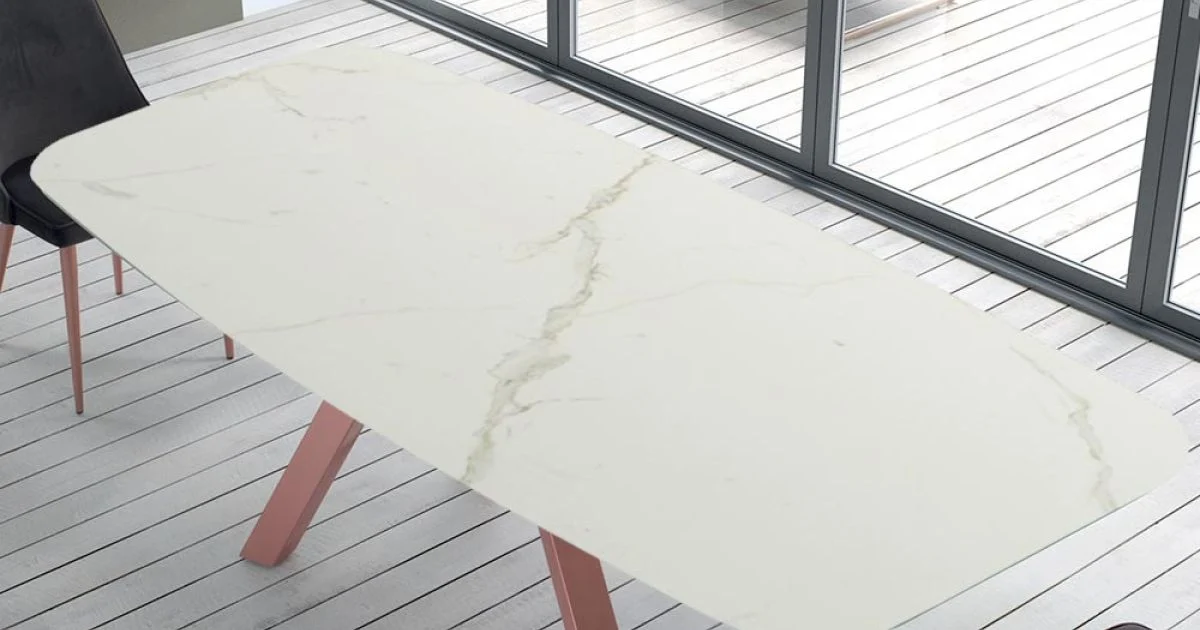 Tavolo a Botte Moderno in Ceramica e Acciaio Oro Rosa Made in Italy – Settimmio