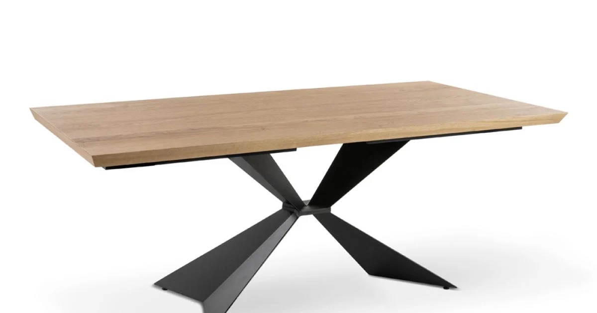 Tavolo Allungabile a 300 cm con Base in Metallo e Piano in Rovere - Marina