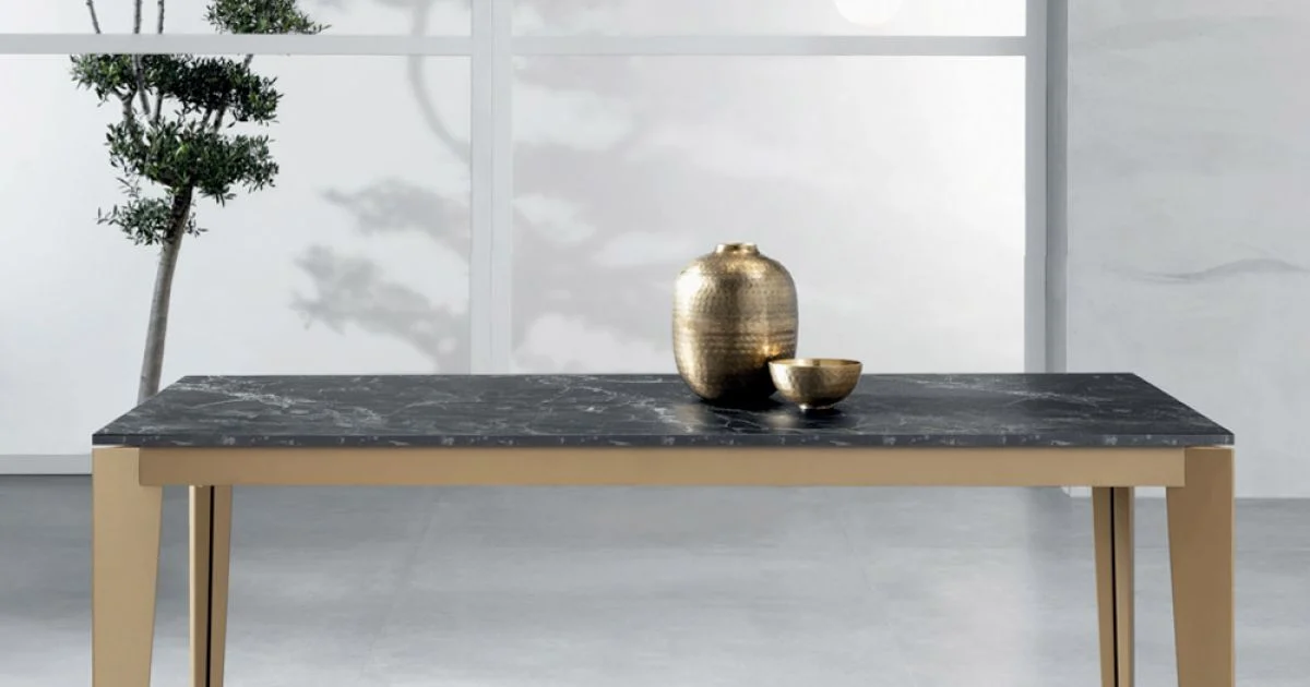 Tavolo Allungabile con Piano in Laminato Effetto Marmo Dark - Anice