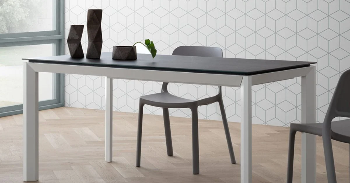 Tavolo Allungabile Fino 240 cm Piano in Laminam Made in Italy - Filiberto