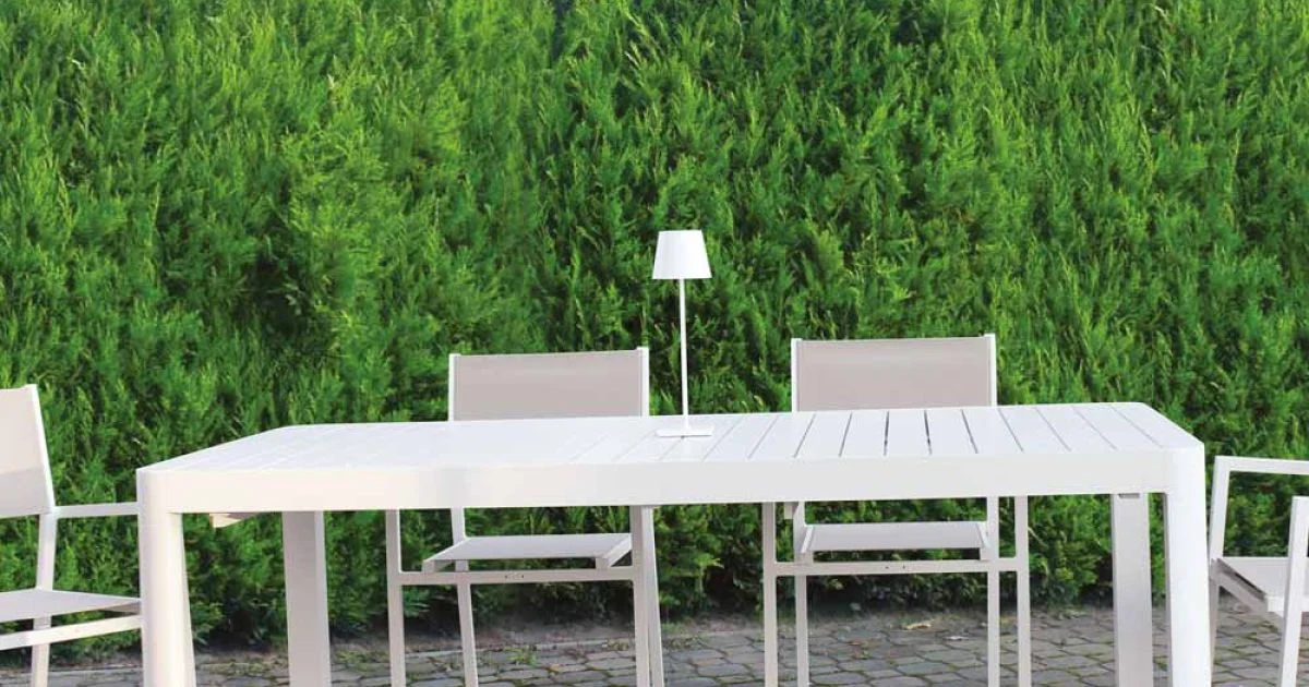 Tavolo Allungabile fino a 300 cm da Esterno in Alluminio Verniciato - Glass