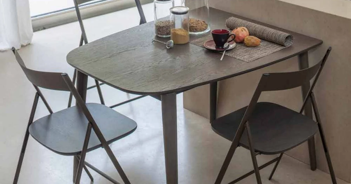 Tavolo Pranzo Allungabile fino a 170 cm in Legno Impiallacciato - Nutello
