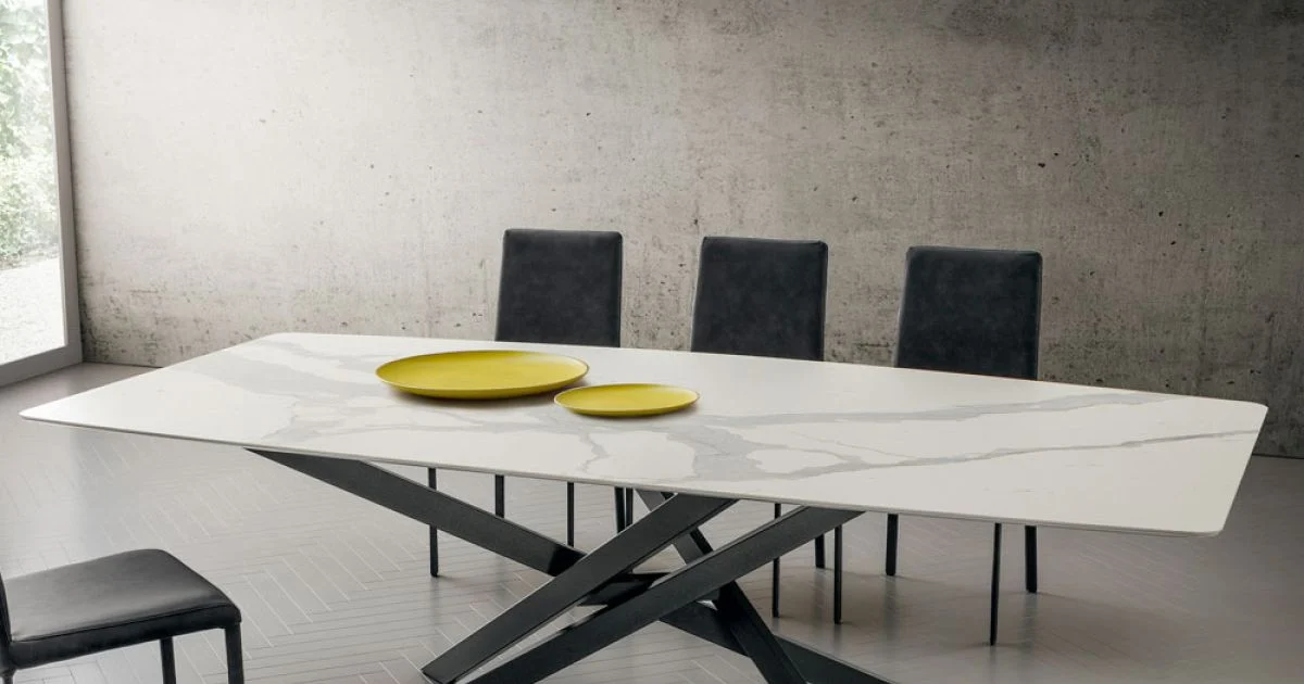 Tavolo da Cucina in Laminam con Struttura in Metallo Made in Italy - Carlino