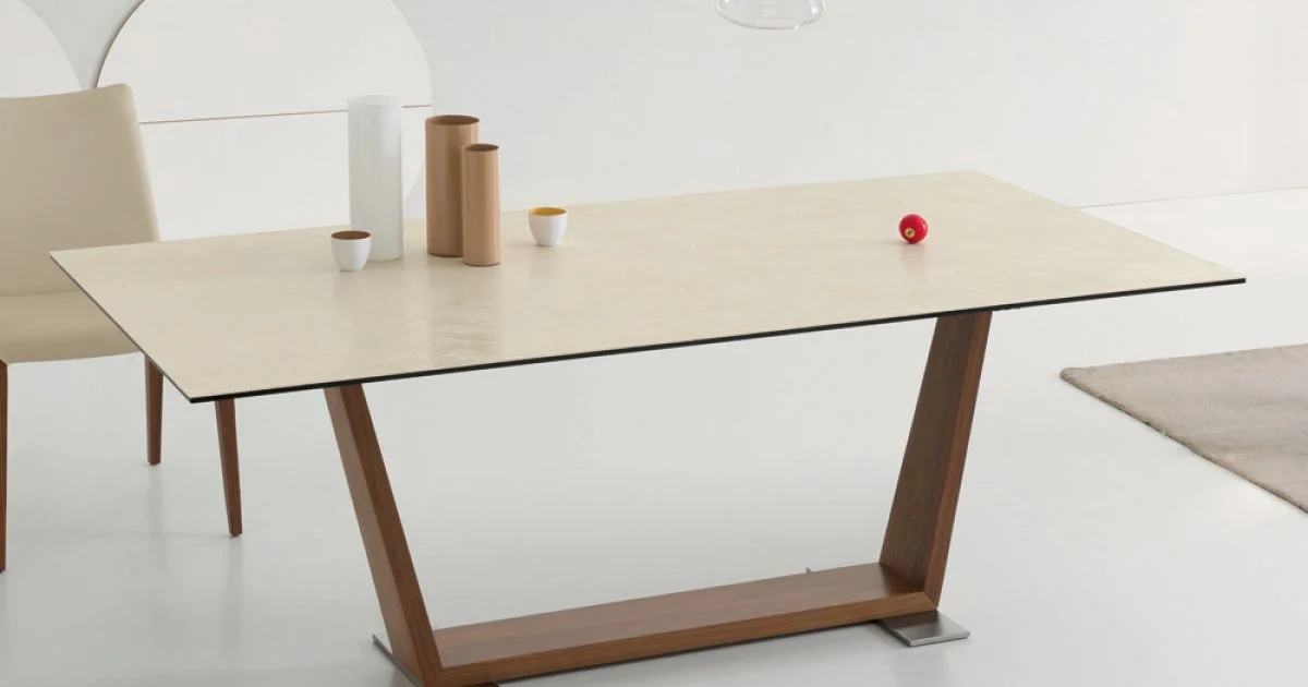 Tavolo da Pranzo Allungabile a 3 m in Ceramica e Gambe in Legno - Cesteo