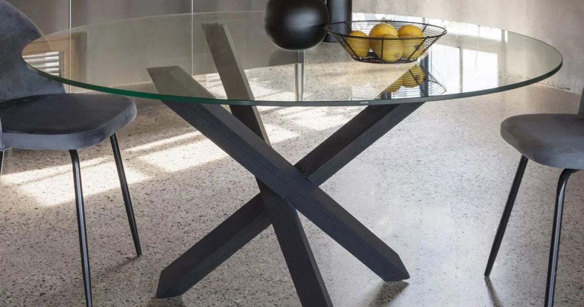 Tavolo da Pranzo Base Faggio Massello e Piano Vetro Temperato - Evergreen