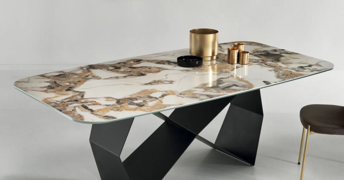 Tavolo da Pranzo con Piano in Ceramica Effetto Marmo Made in Italy - Mirco