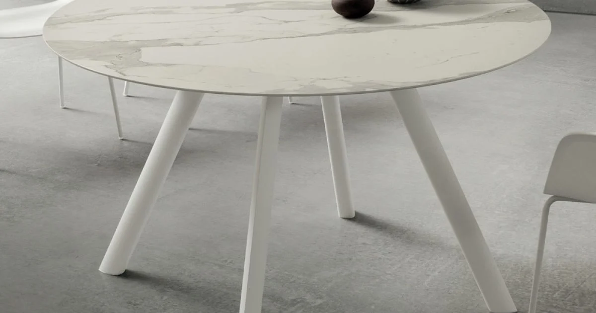 Tavolo da Pranzo con Piano Rotondo in Laminam Realizzato in Italia - Lingotto