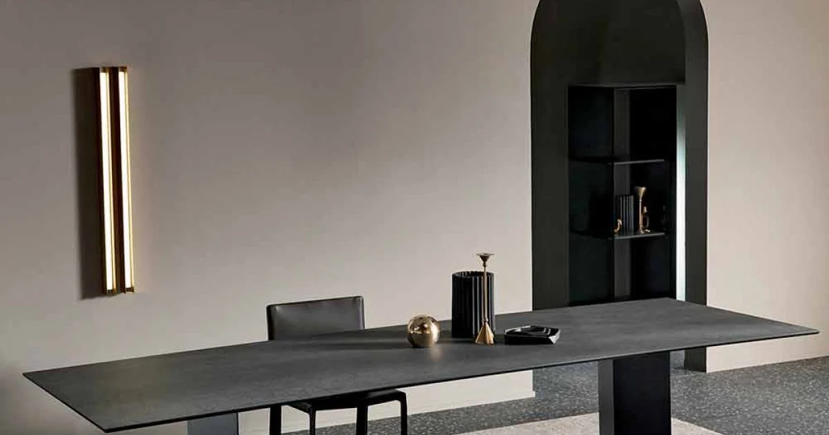 Tavolo da Pranzo in Ceramica Pietra di Savoia Antracite Made in Italy – Moro