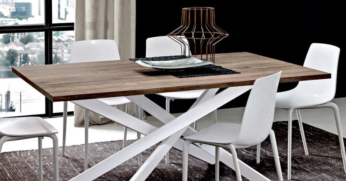 Tavolo da Pranzo in Hpl con Base in Metallo Made in Italy, Pregiato - Carlino