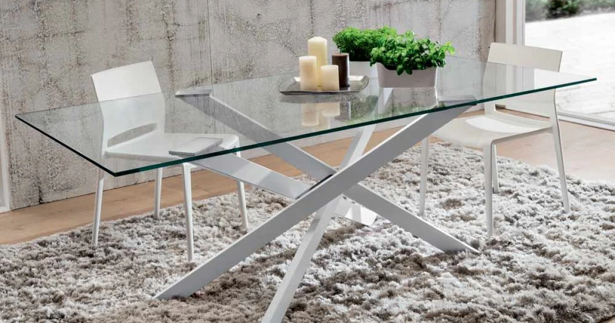 Tavolo da Pranzo in Vetro Temperato e Metallo di Lusso Made in Italy - Carlino