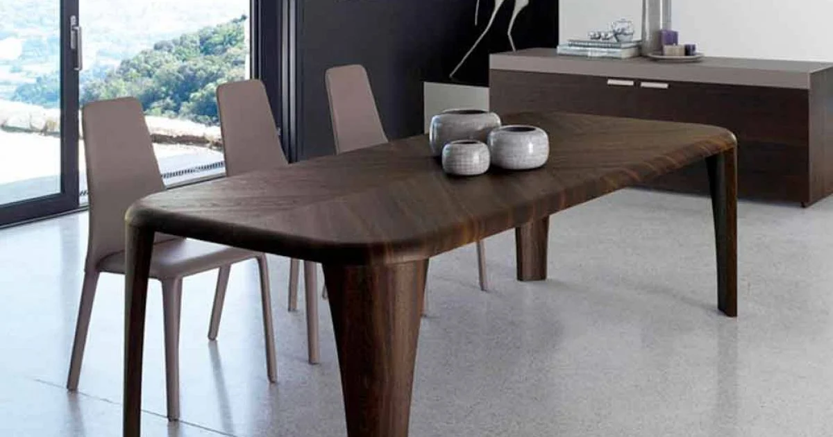 Tavolo di design moderno in legno fatto a mano in Italia Wood