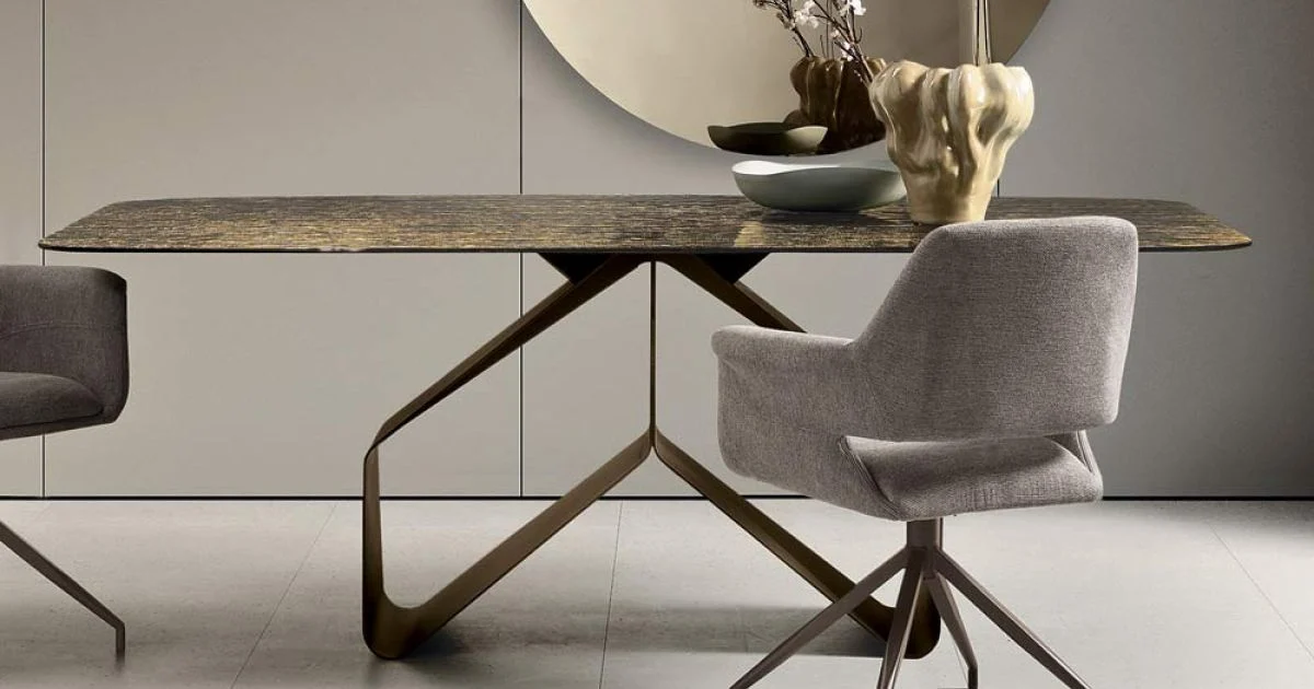 Tavolo Fisso 210x110 cm con Piano in Vetro Martellato e Base in Metallo - Adriano