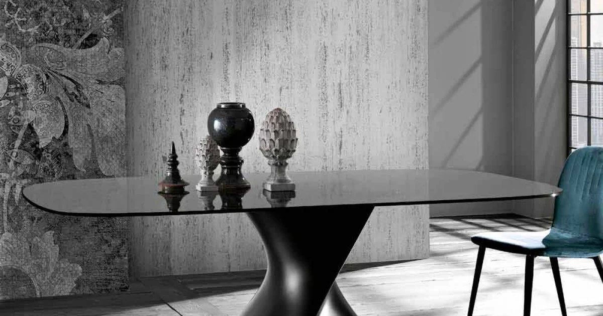 Tavolo in vetro temperato di moderno design prodotto in Italia, Clark