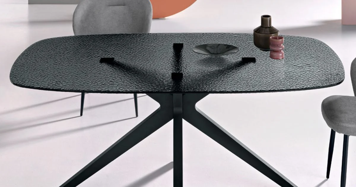 Tavolo Ovale 180x100 cm in Vetro Martellato Fumè e Metallo - Domus