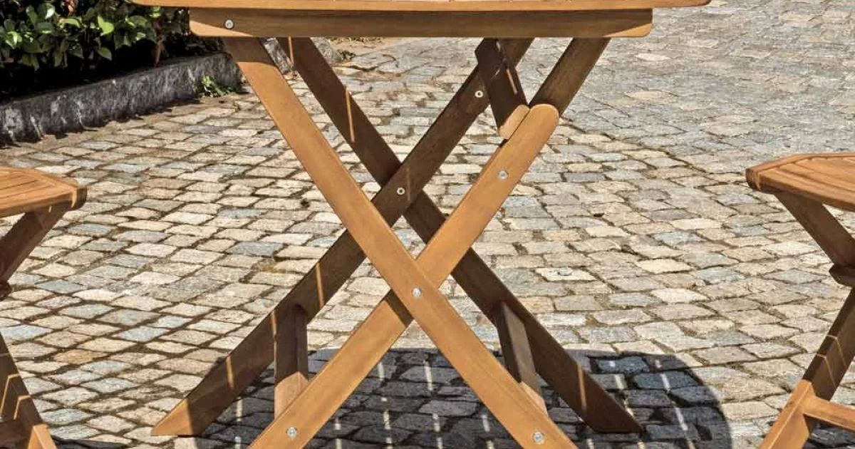 Tavolo Quadrato da Esterno Realizzato in Legno di Acacia - Tramonto
