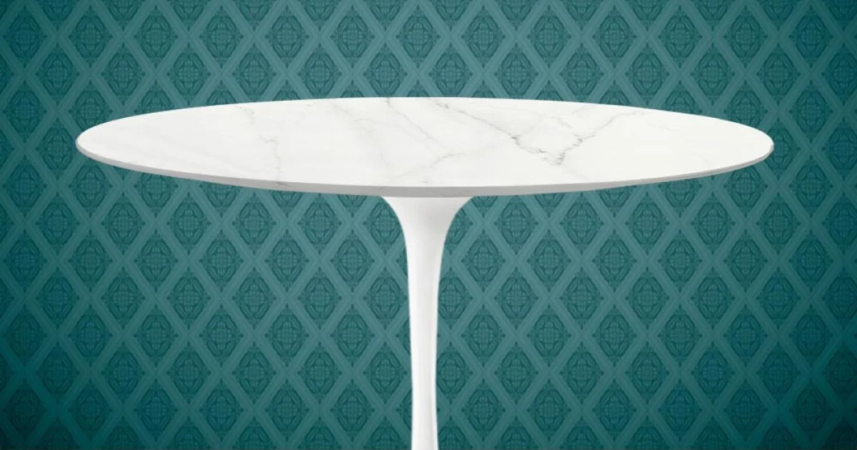Tavolo Tulip Eero Saarinen H 74 in Ceramica Rem Made in Italy - Scarlet