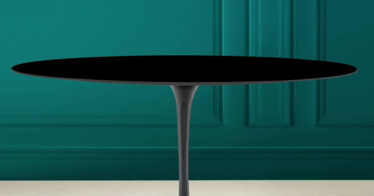 Tavolo Tulip Eero Saarinen H 74 Ovale in Ceramica Nero Assoluto Made in Italy - Scarlet