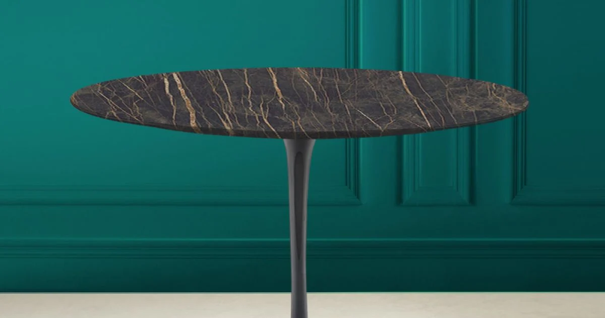 Tavolo Tulip Eero Saarinen H 73 Rotondo in Ceramica Noir Desire Made in Italy - Scarlet