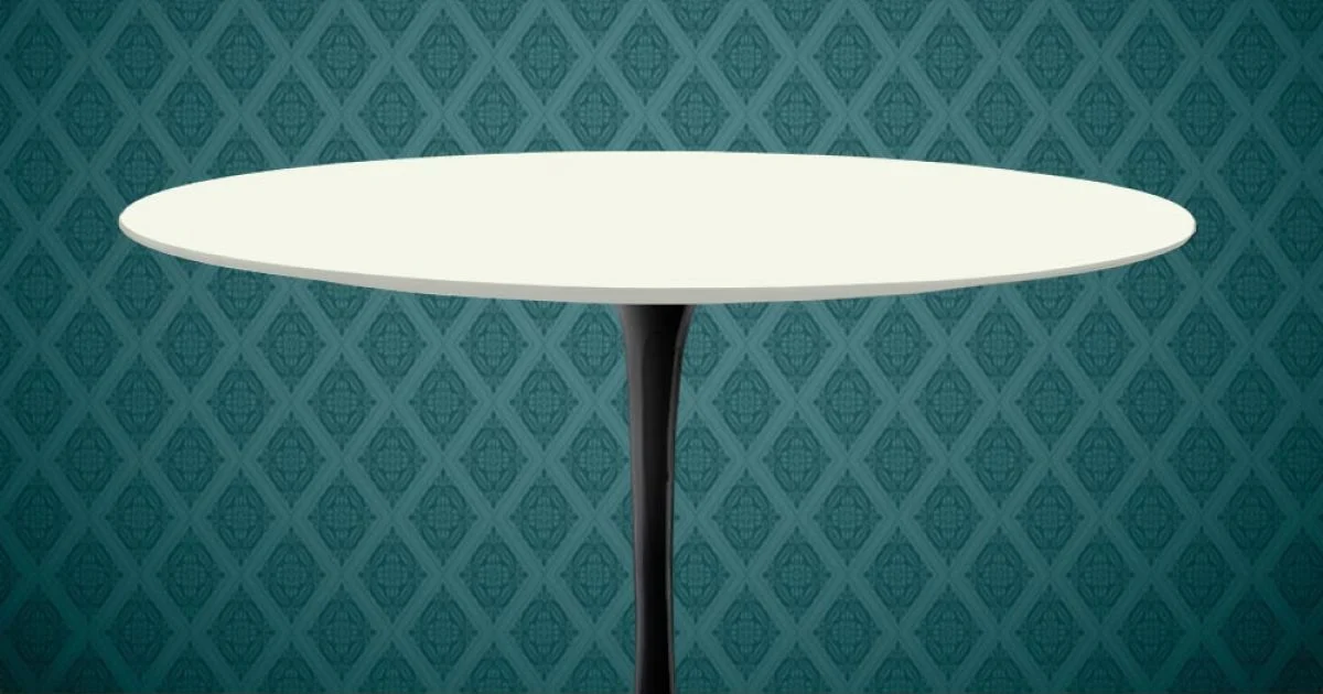 Tavolo Tulip Eero Saarinen H 74 in Ceramica Moonè Made in Italy - Scarlet
