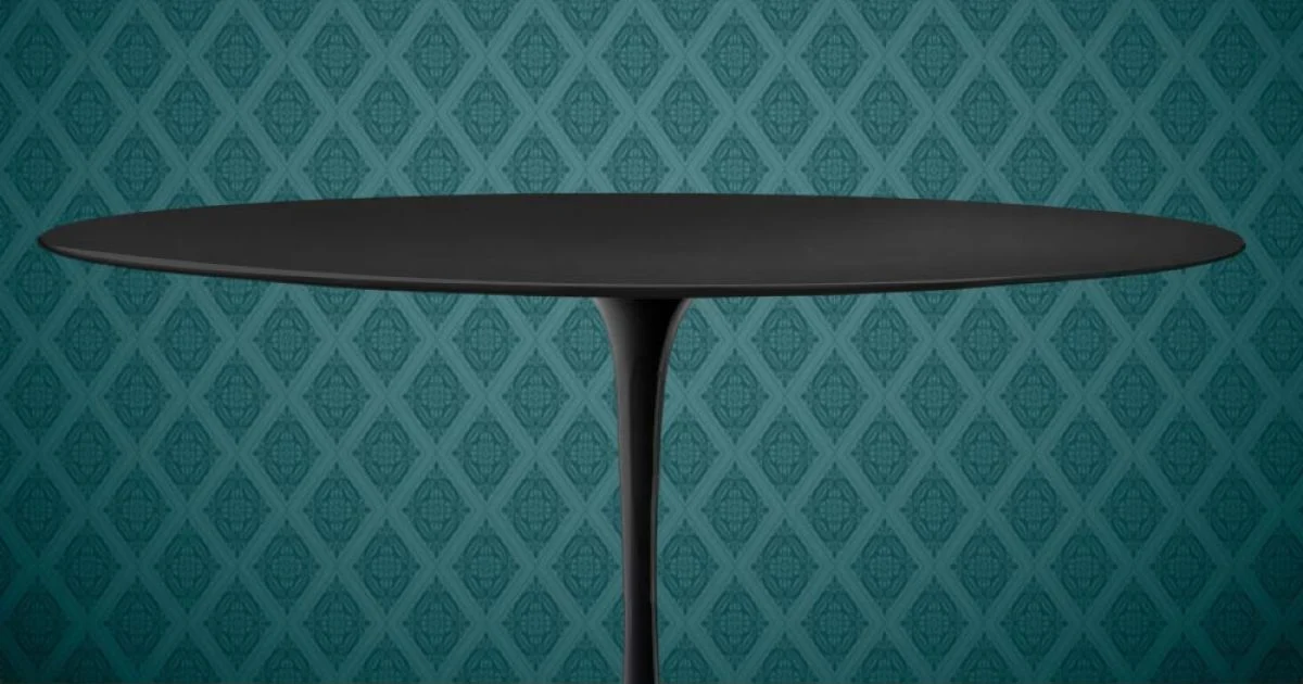 Tavolo Tulip Eero Saarinen H 74 Ovale in Ceramica Domoos Made in Italy - Scarlet