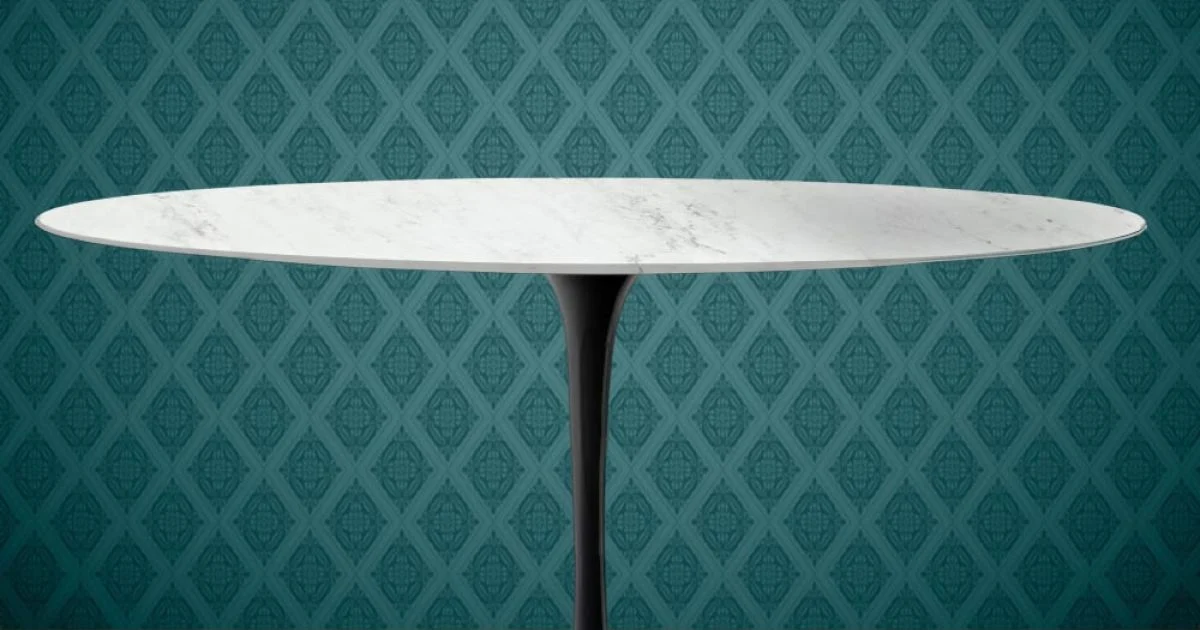 Tavolo Tulip Eero Saarinen H 74 Ovale in Ceramica Salina Made in Italy - Scarlet