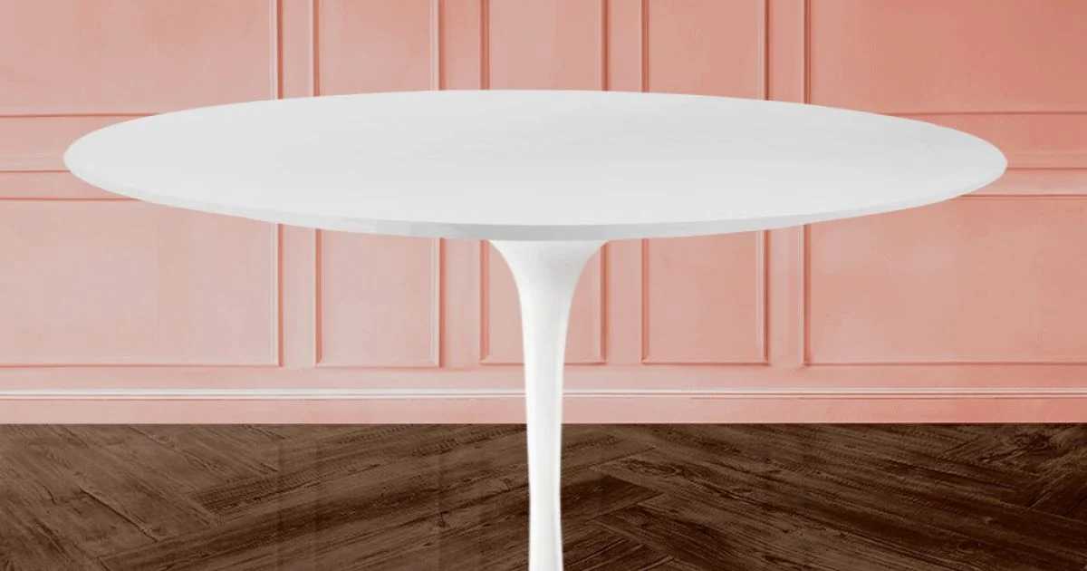 Tavolo Tulip Eero Saarinen H 74 con Piano in MDF Laminato Liquido Bianco - Scarlet