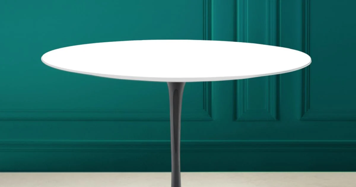 Tavolo Tulip Saarinen H 73 Rotondo in Ceramica Bianco Assoluto Made in Italy - Scarlet