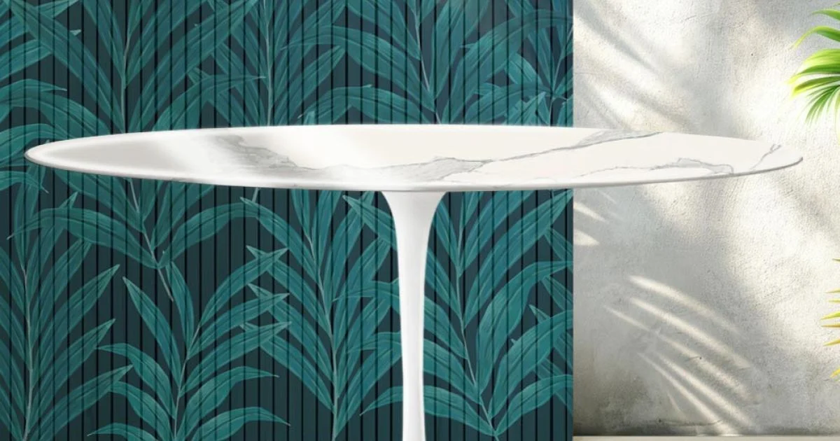 Tavolo Tulip Saarinen H 74 cm Rotondo in Ceramica Florim Statuario Lucido - Scarlet