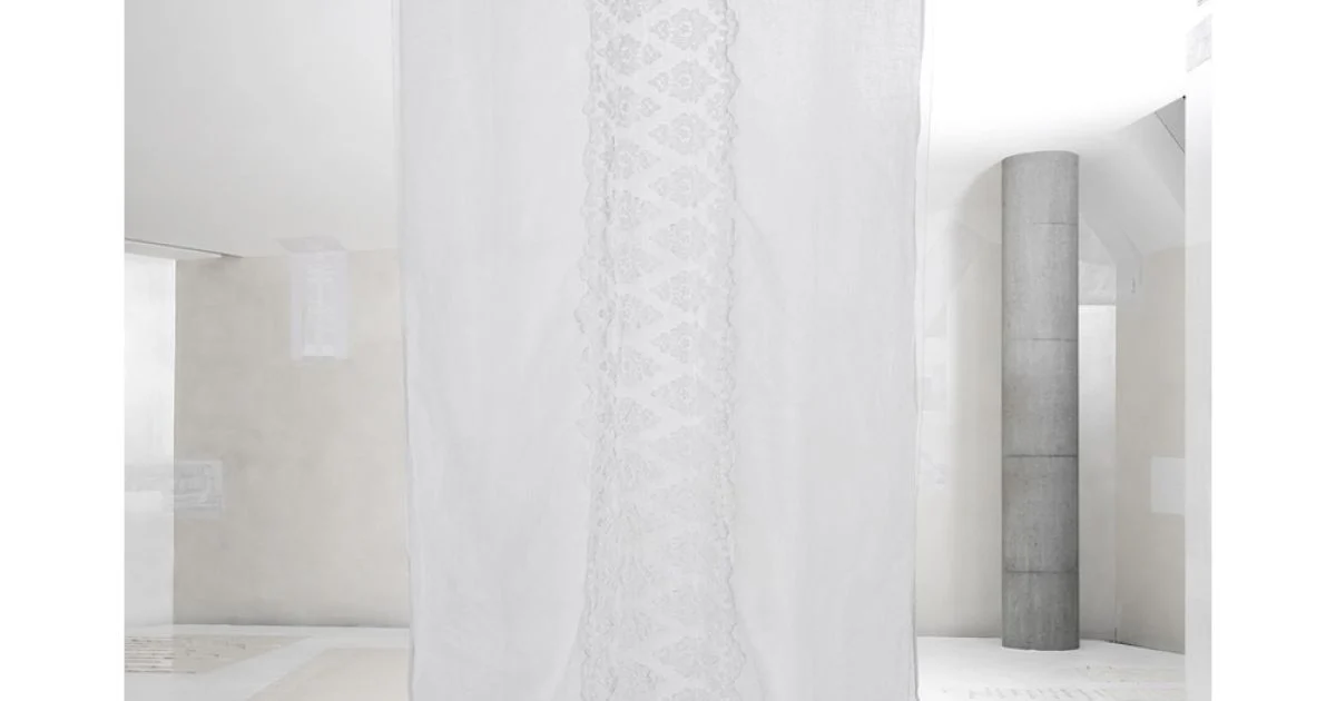 Tenda di Lino Leggero con Organza e Ricamo Bianca di Lusso Italiano - Marinella
