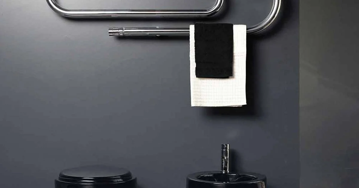 Termoarredo design Graffe idraulico con finitura cromata by Scirocco H