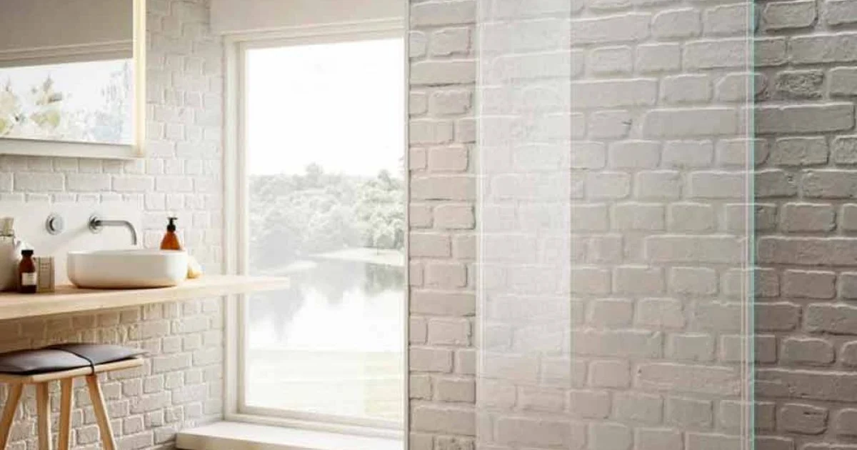 Termoarredo elettrico di design in vetro trasparente Star,made in Italy