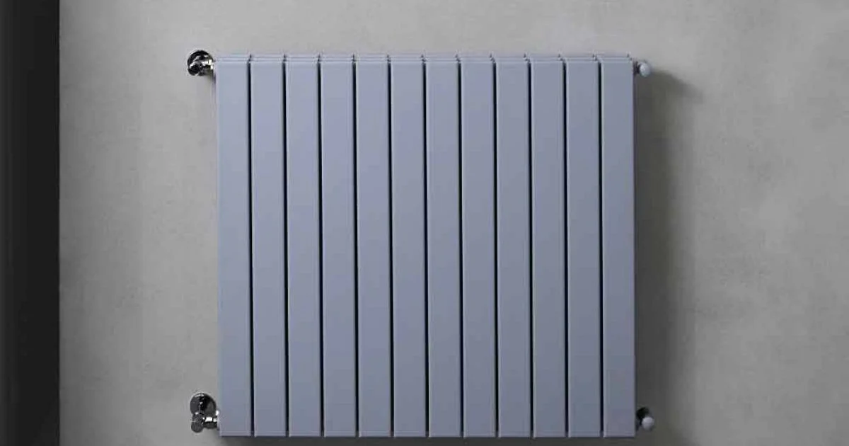 Termoarredo Idraulico a Parete Design Verticale Basso Moderno 1824 W - Picchio