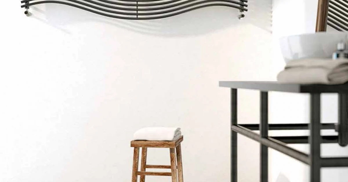 Termoarredo idraulico design moderno in acciaio Wave by Scirocco H