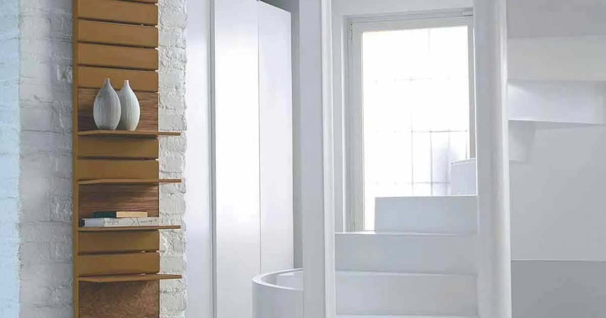 Termoarredo idraulico in acciaio, mensole in rovere,Utility Scirocco H