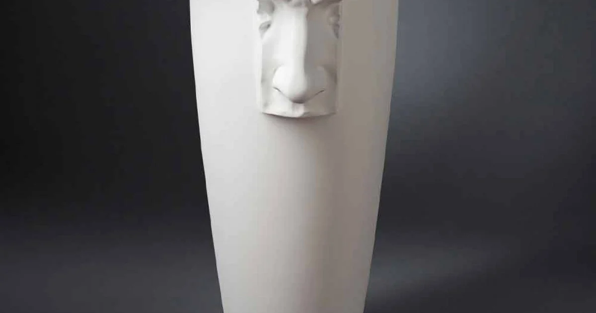 Vaso Alto da Interno in Ceramica Bianca Lavorata a Mano in Italia - Capuano