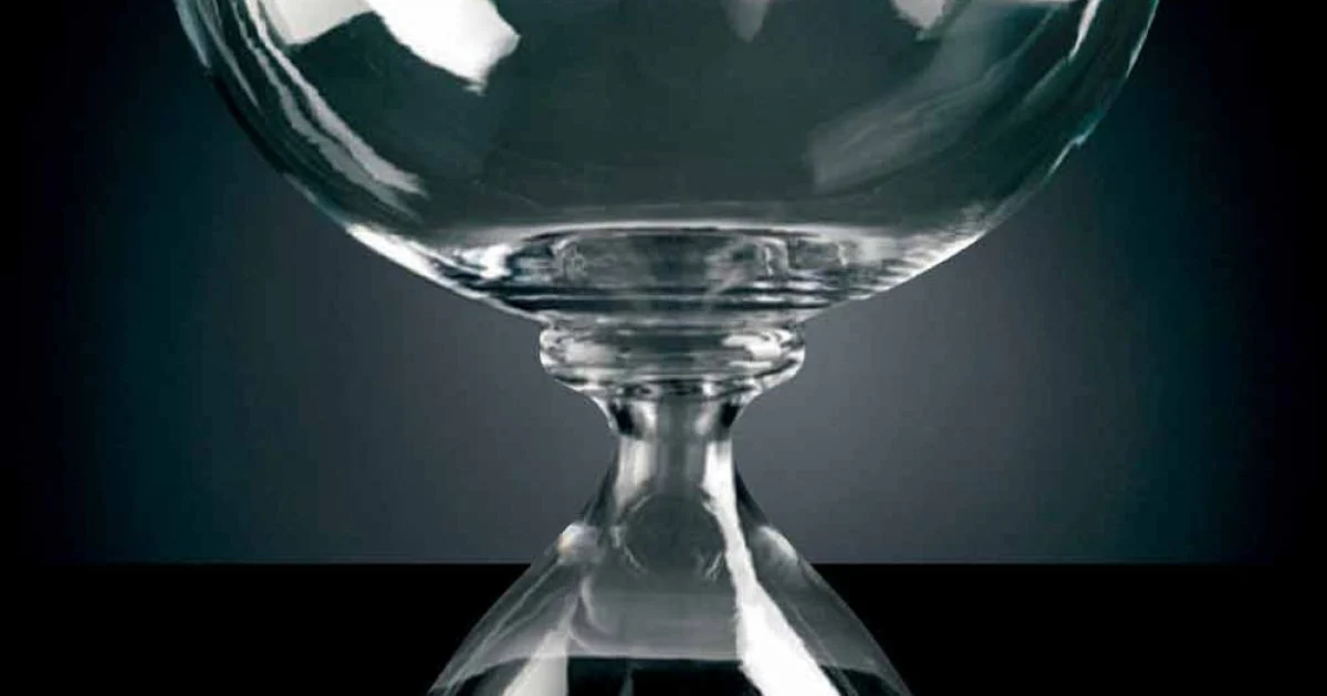 Vaso Decorativo in Vetro Soffiato Lavorato Artigianalmente in Italia - Serena