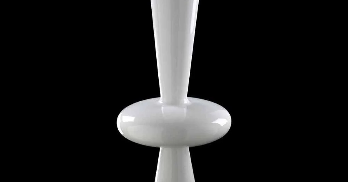 Vaso Decorativo Moderno in Ceramica Bianca Lavorata a Mano in Italia - Tulipo