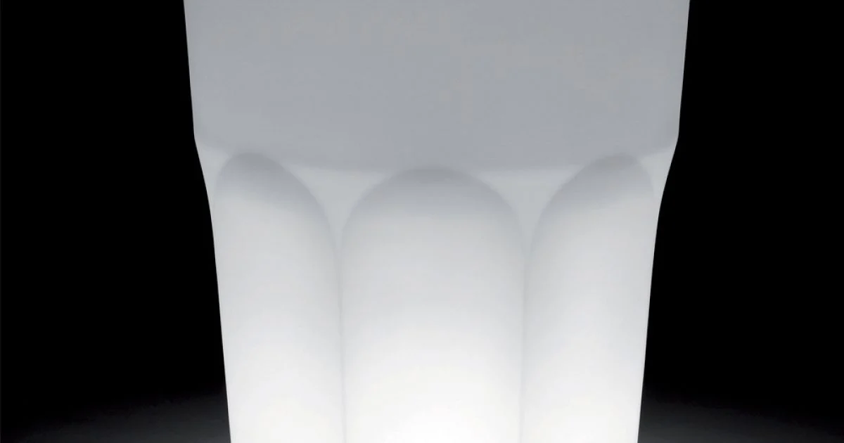 Vaso Luminoso Decorativo in Polietilene con Luce LED Made in Italy - Pucca