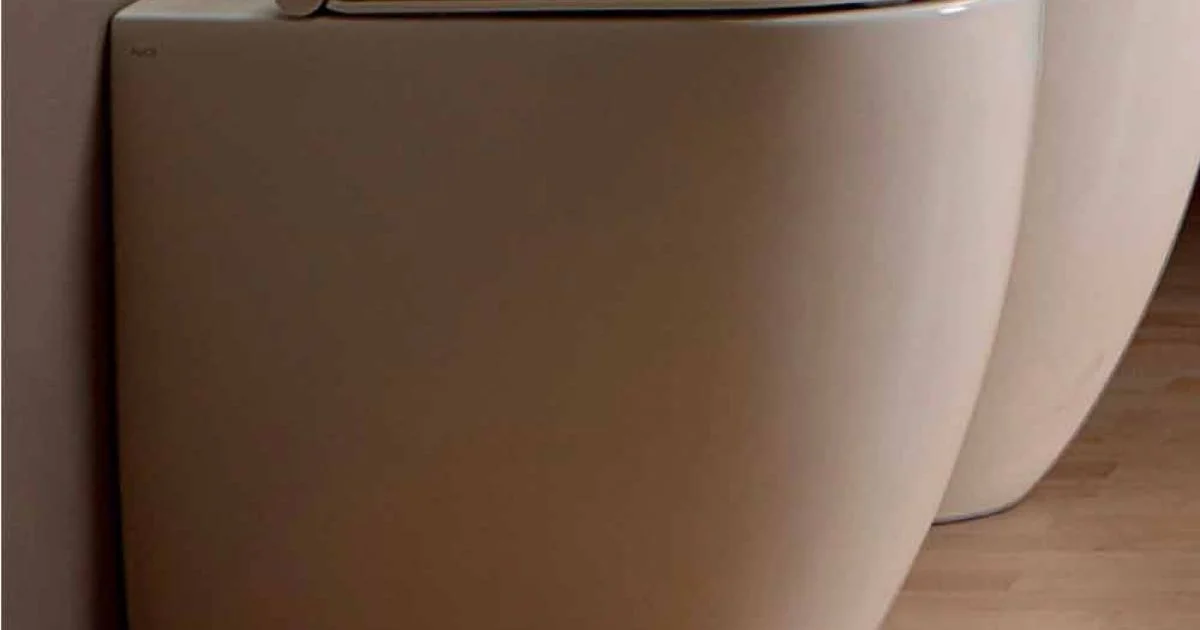 Vaso WC in ceramica bianca design moderno Shine Square H50 Rimless