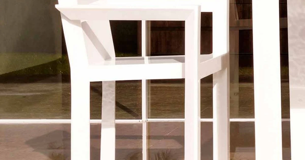 Vondom Frame sedia da giardino con braccioli in resina di polietilene