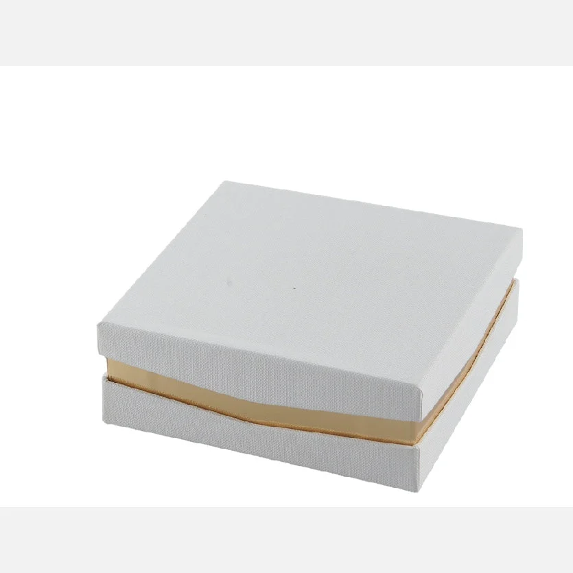 L'Arcolaio Scatola Telata Portaconfetti 13 x 13 x 4 Cm Bomboniera Bianca 1 Pz