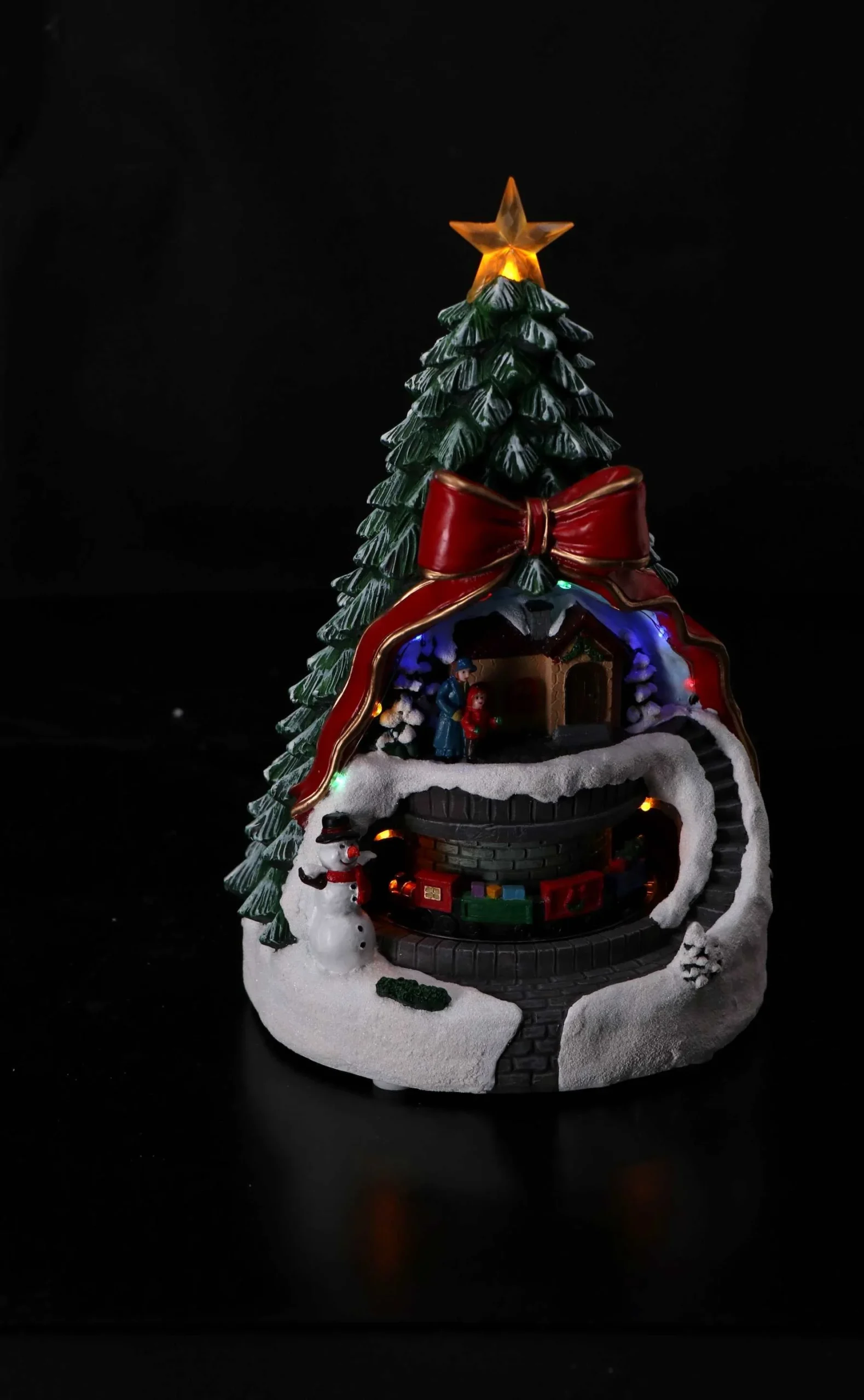 Ad Trend Paesino Invernale Natale con 11 Led 21 x 20 Cm H 30,5 Cm Multicolor