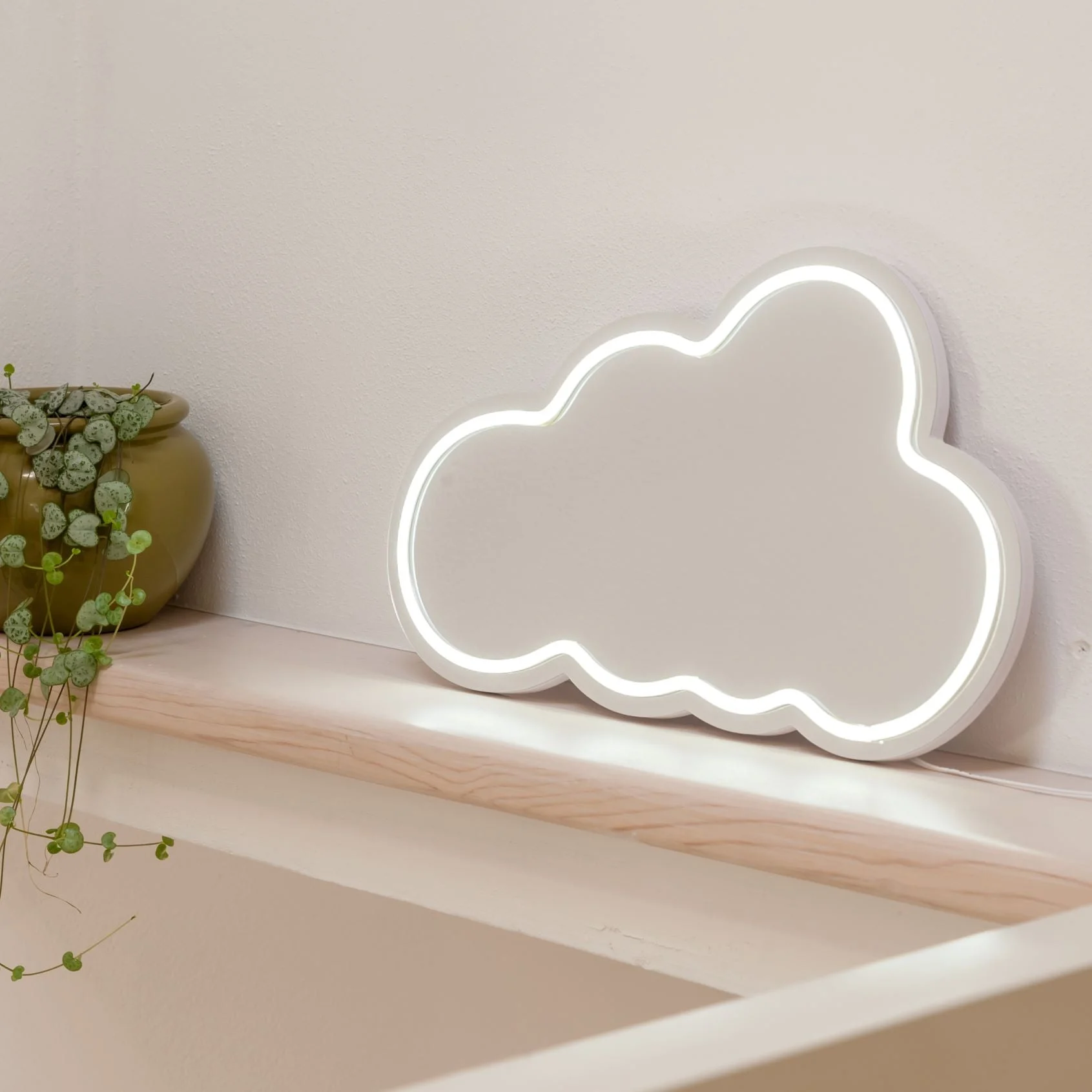 WD LifeStyle Specchio Decorativo con Luci Led 40 x 24 Cm Decoro Nuvola