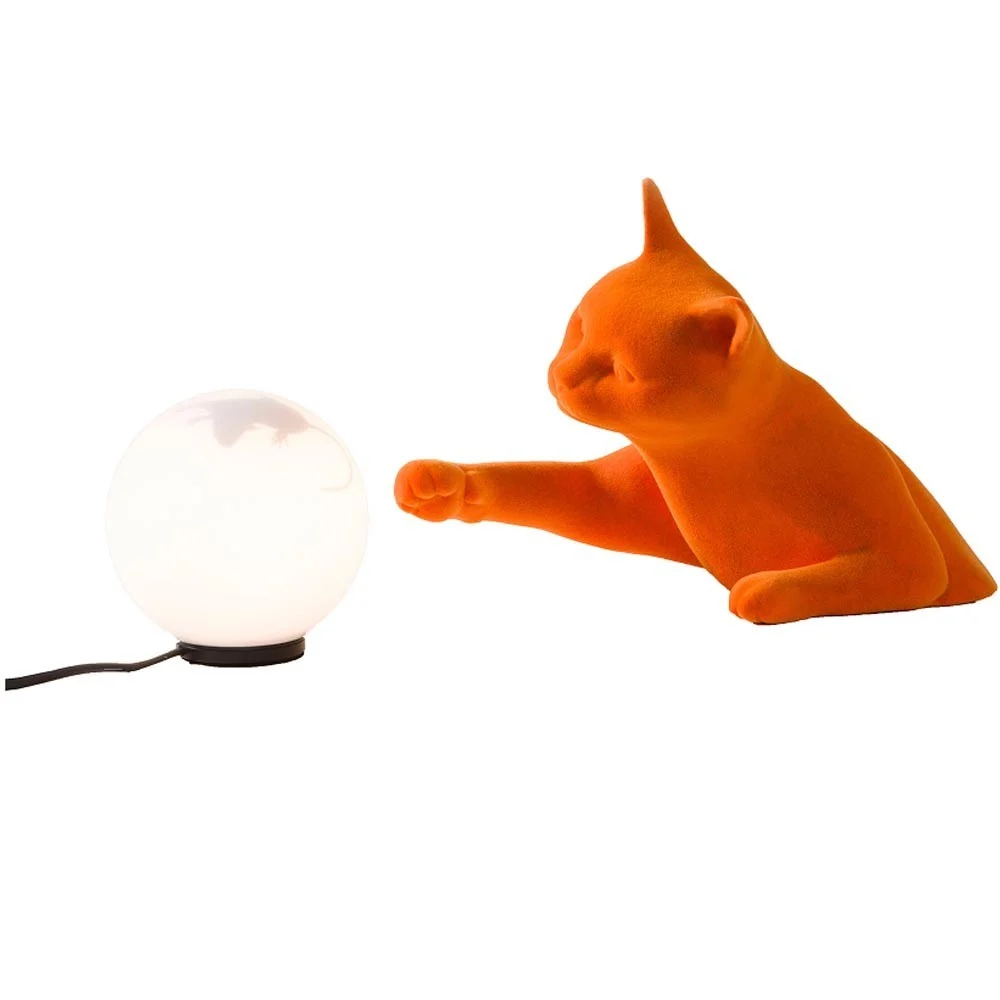 Karman Maoo lampada da tavolo disponibile in varie finiture