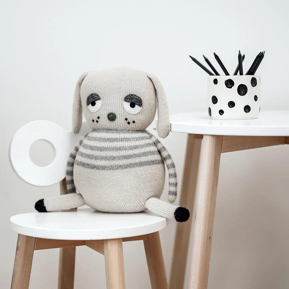 Peluche cane pigro