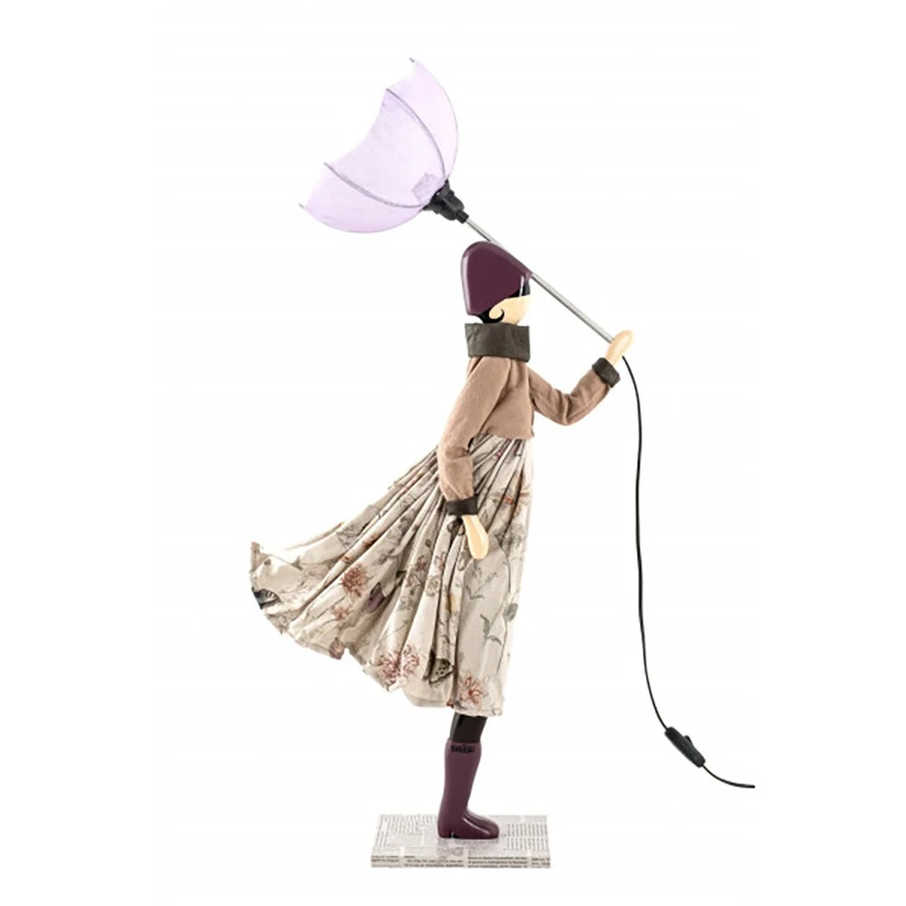 Skitso lampada da tavolo Debora dallo stile romantico