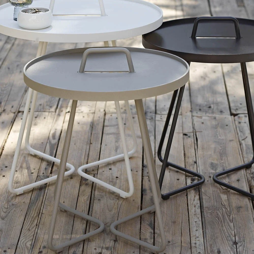 Tavolino mobile grigio chiaro S